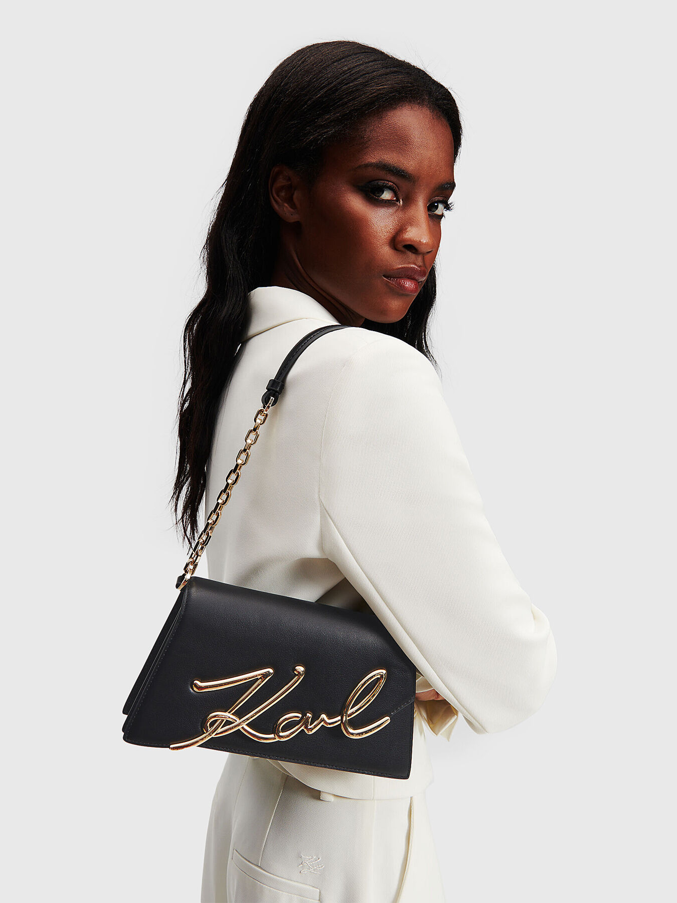 K SIGNATURE 2.0 leather bag with gold logo brand Karl Lagerfeld Globalbrandsstore en