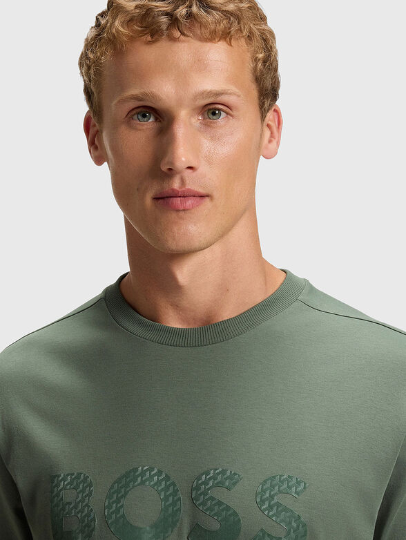 T-shirt with oval neckline - 4