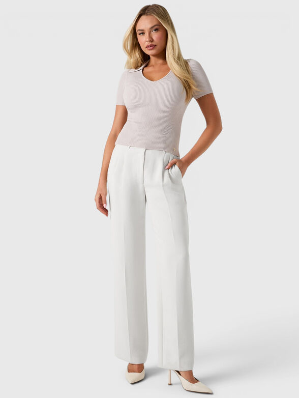 Short sleeved blouse with a collar - 2