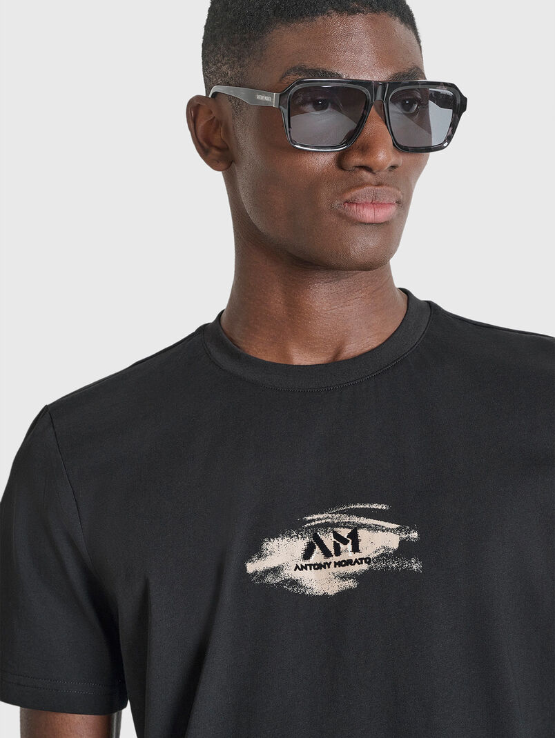 Cotton T-shirt with a print - 3