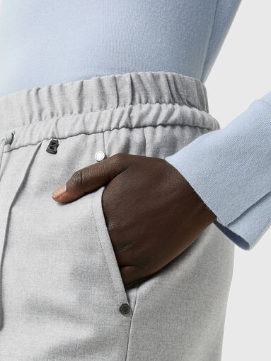 ELLA wool trousers with wide legs - 4