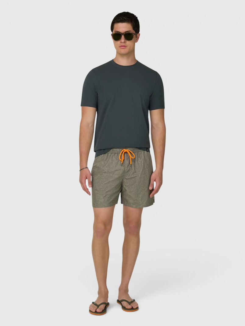 Beach shorts with an abstract print - 3