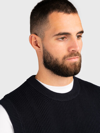 Dark blue sleeveless sweater - 5