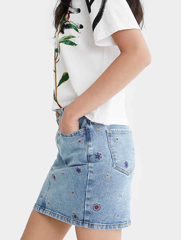 Denim skirt with embroidered mandala elements - 4