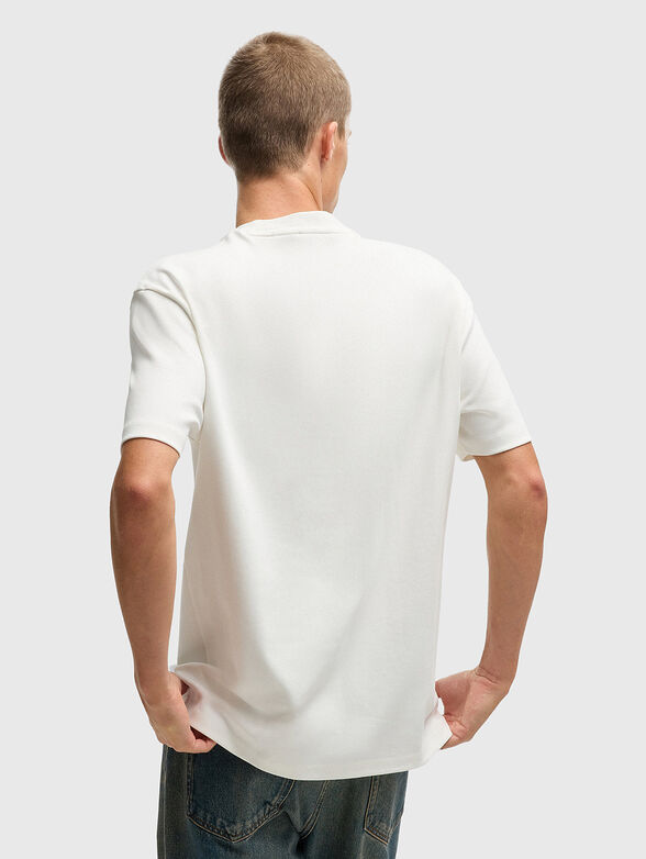 Cotton T-shirt with oval neckline in black - 3