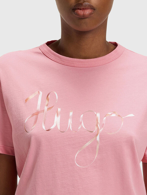 T-shirt with oval neckline - 4