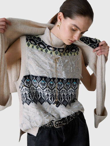 Beaded embroidered jacquard vest - 5