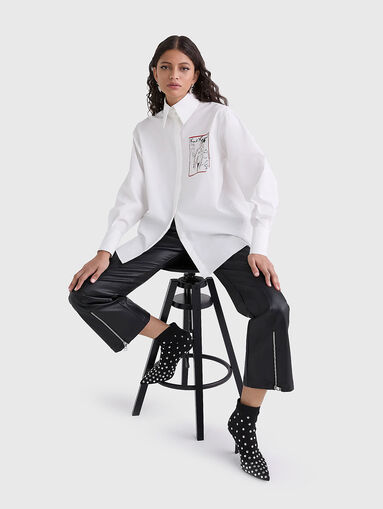 Long sleeved cotton shirt with accent back - 3