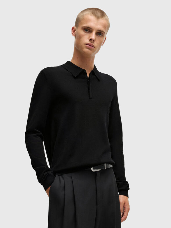 Sweater with collar - 1