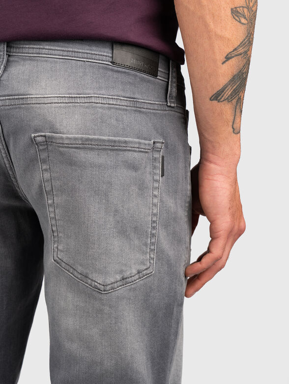 Slim jeans with washed effect - 4