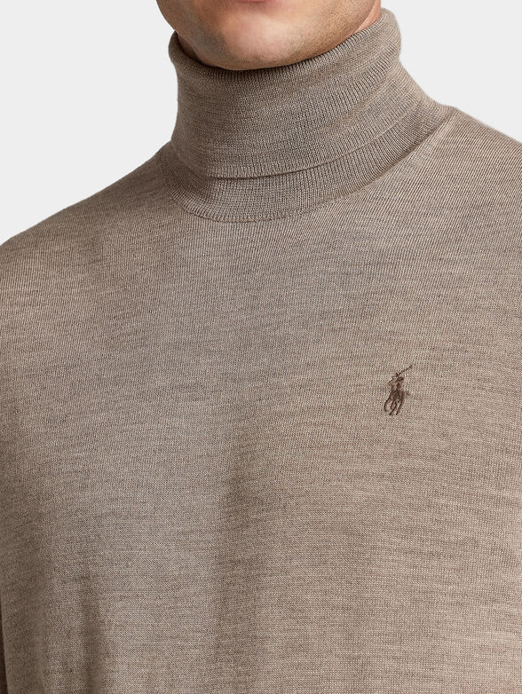 Wool sweater with turtleneck collar - 4