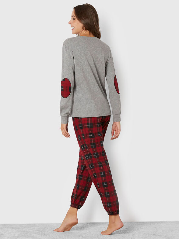 CHALET CHIC pyjamas with checkered pants - 2