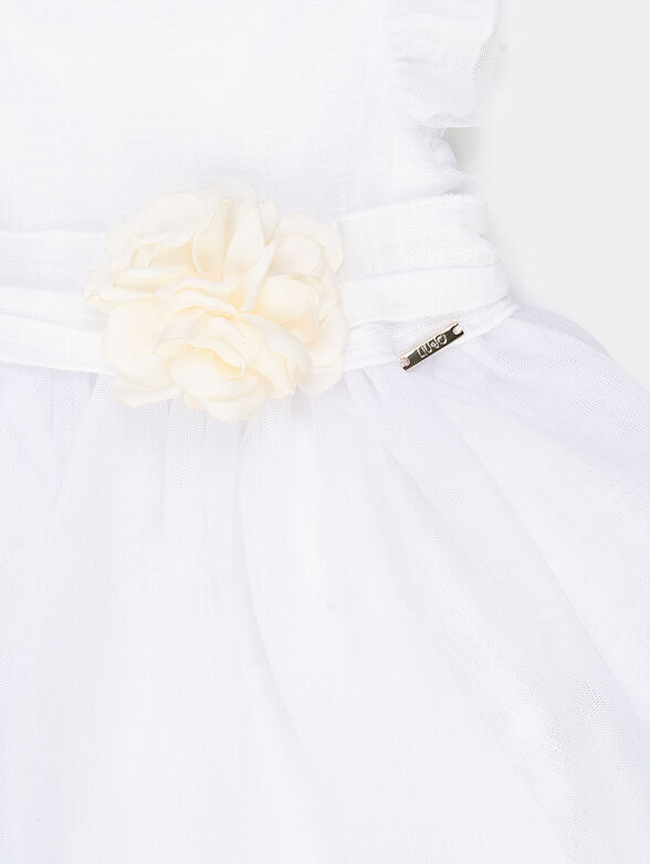 White dress with flower detail - 2