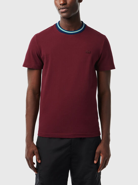 Тениска с овално деколте в цвят бордо  - 1