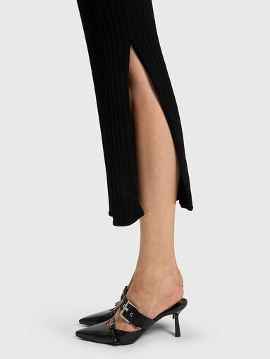 Midi dress with side slit - 4