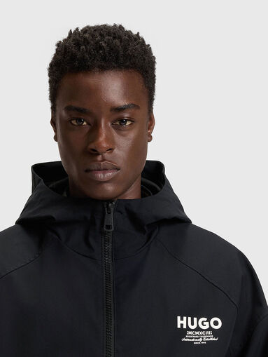 Padded jacket with hood and logo print - 4