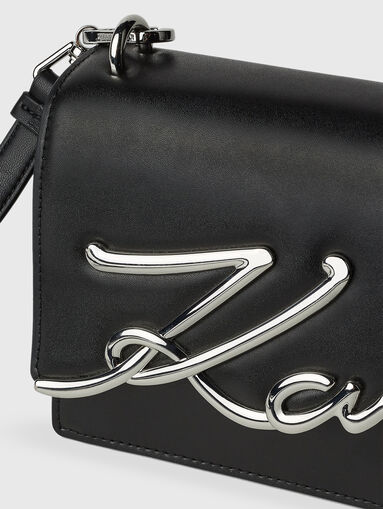 K/SIGNATURE bag in black - 4