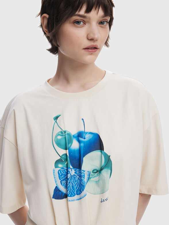 Short T-shirt with oval neckline - 4