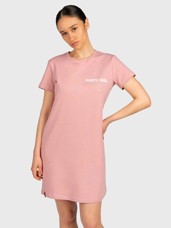 Розова спортна рокля DL016 - 1