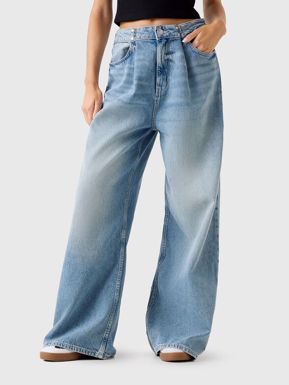 Wide leg relaxed jeans - 1