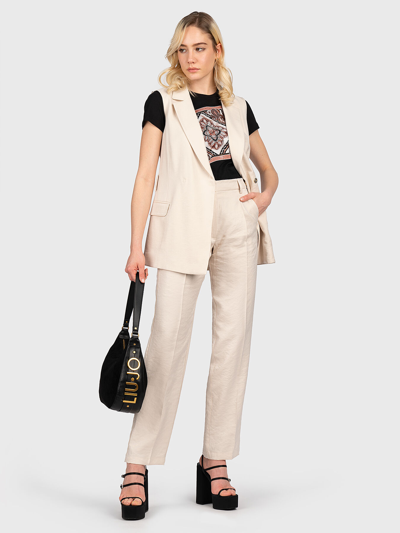 Ecru trousers brand LIU JO — Globalbrandsstore.com/en