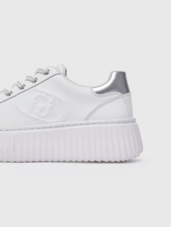 White leather shoes - 4