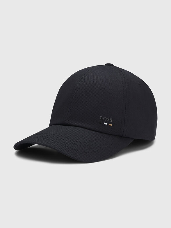 Baseball cap with an embossed logo - 1