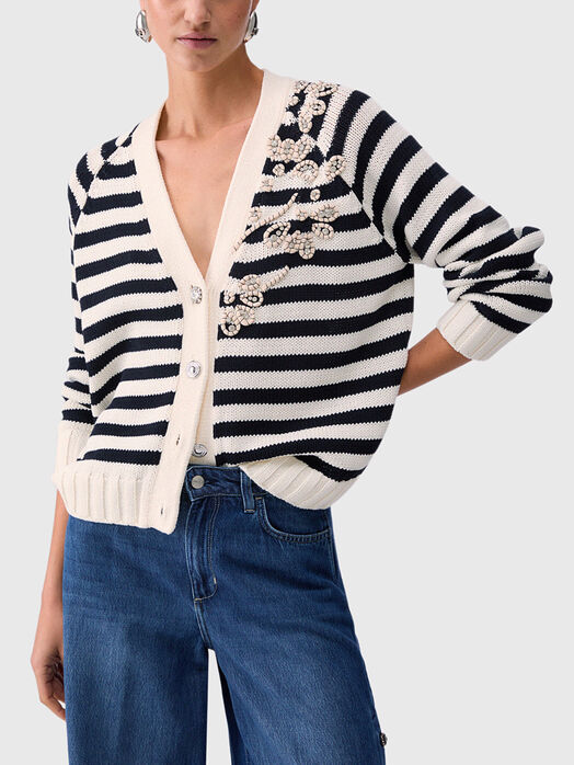 Vest with embossed details