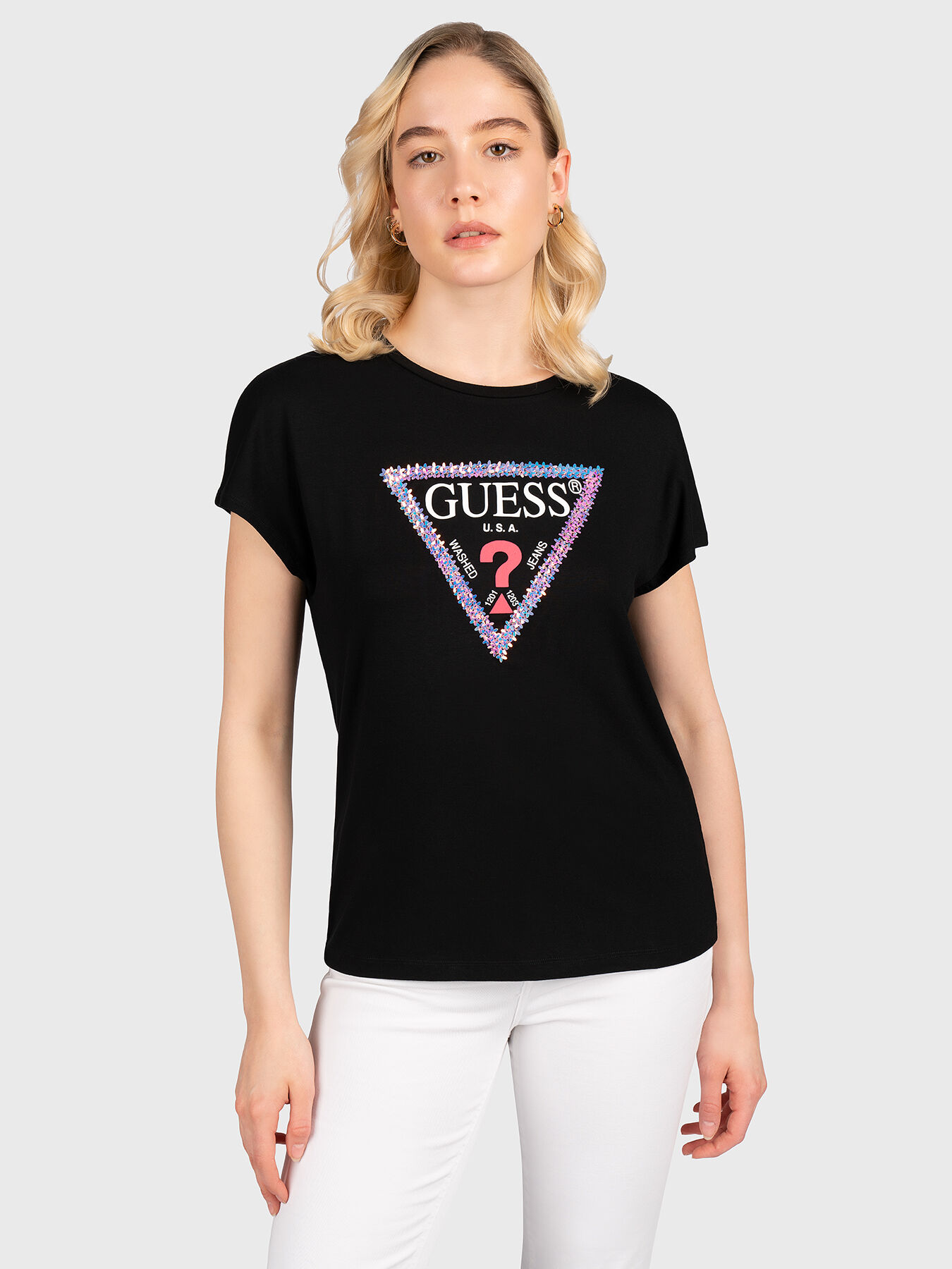 Black T shirt with appliqu d sequins brand GUESS