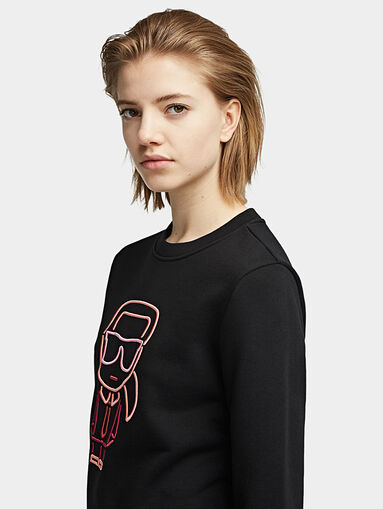 Sweatshirt with 3D logo detail - 4