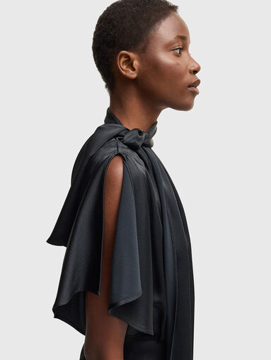 One shoulder jumpsuit with wide legs - 4