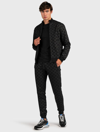 Sweatshirt with monogram logo print - 5