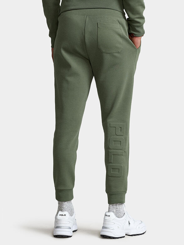 Sports pants with embossed logo - 2