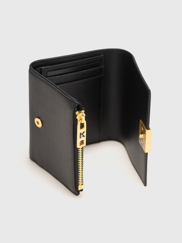 Leather wallet with golden logo detail - 4