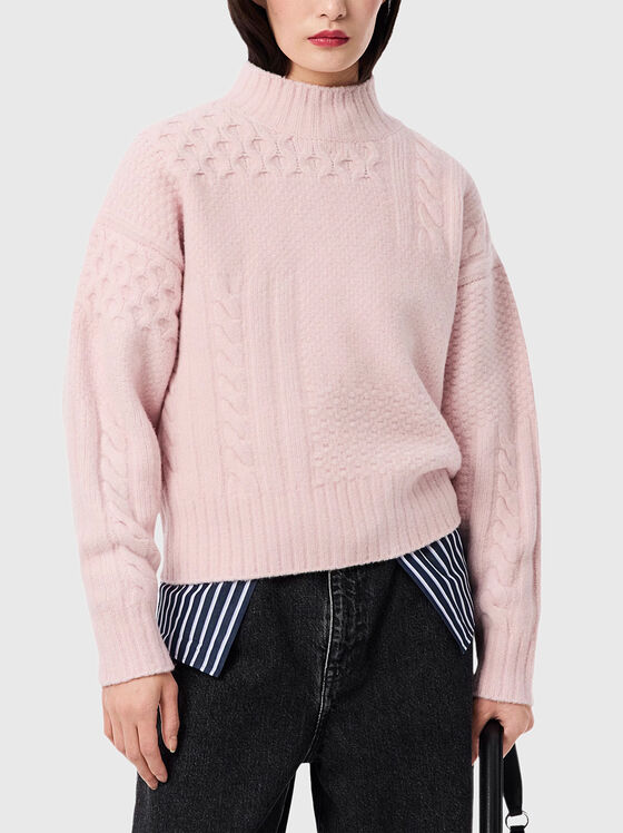 Вълнен пуловер с висока яка - 1