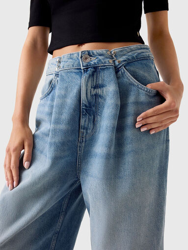 Wide leg relaxed jeans - 3