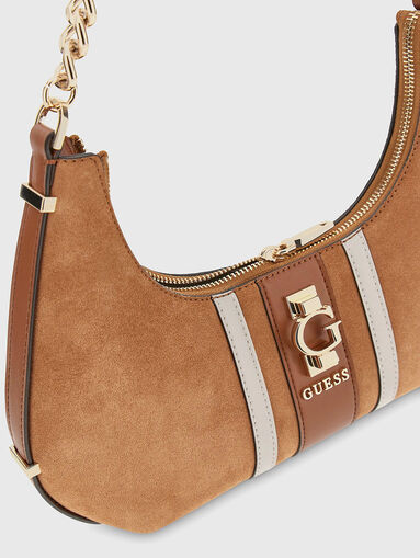 ERENIA suede shoulder bag with accent logo - 5