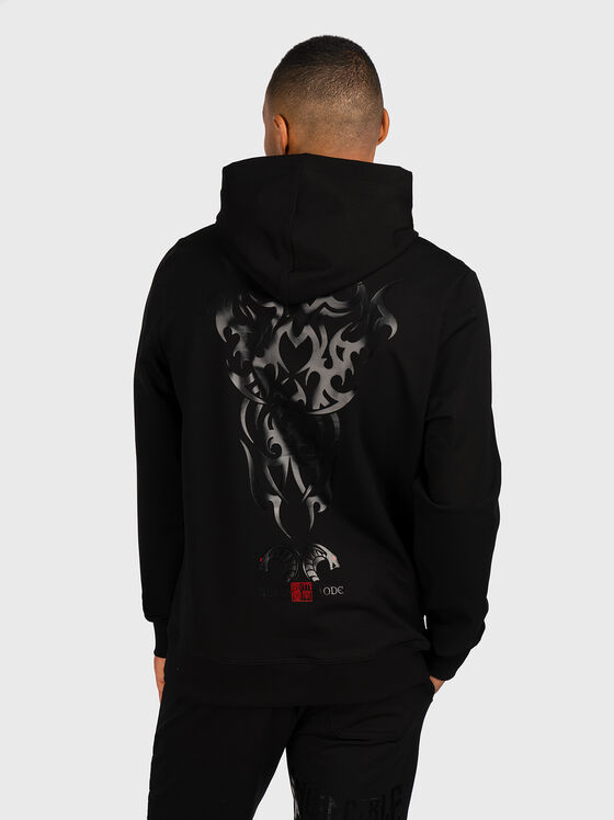 Суитшърт GMH022 с принт на гърба  - 2