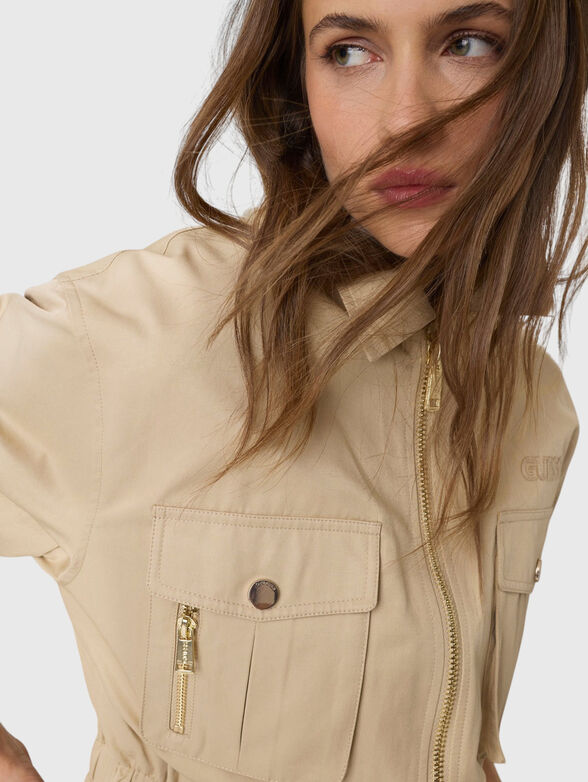 Cropped jacket with pockets - 6