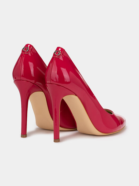 Red high heeled shoes with logo detail - 3