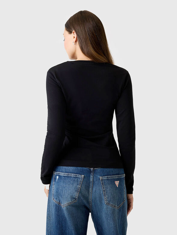 Crew neck blouse with triangular logo - 3