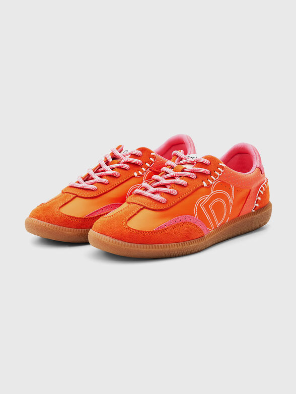 Sneakers with contrast elements - 2