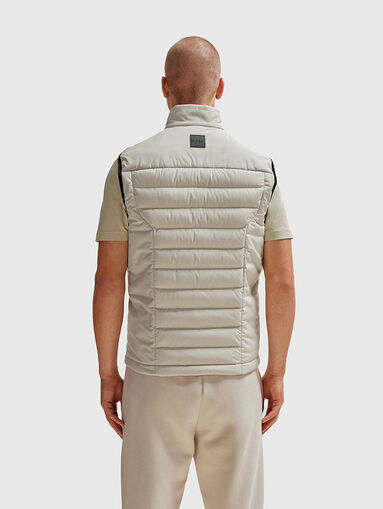 Quilted vest in ecru colour - 3
