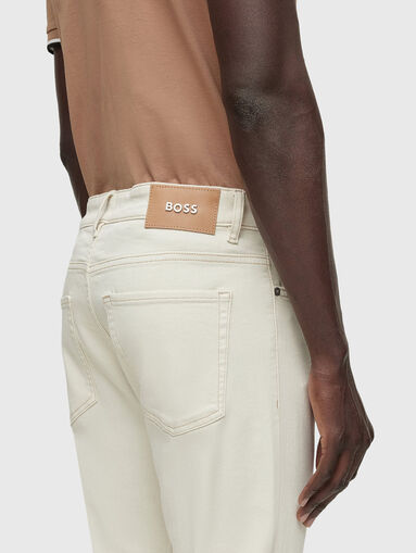 Slim-fit ecru jeans - 3