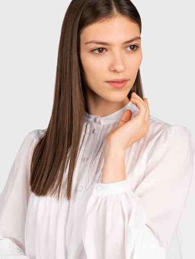Cotton blouse in white color - 5