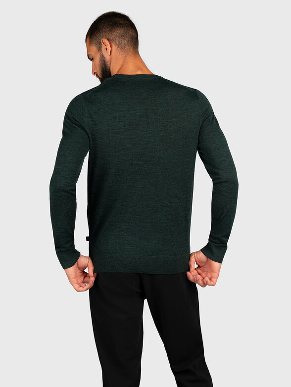 Wool sweater with oval neckline - 2