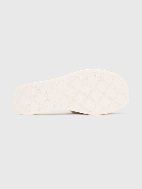 Slippers with logo - 5