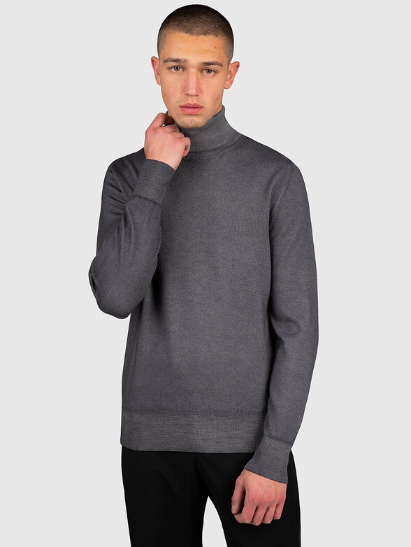 Wool sweater with turtleneck - 1