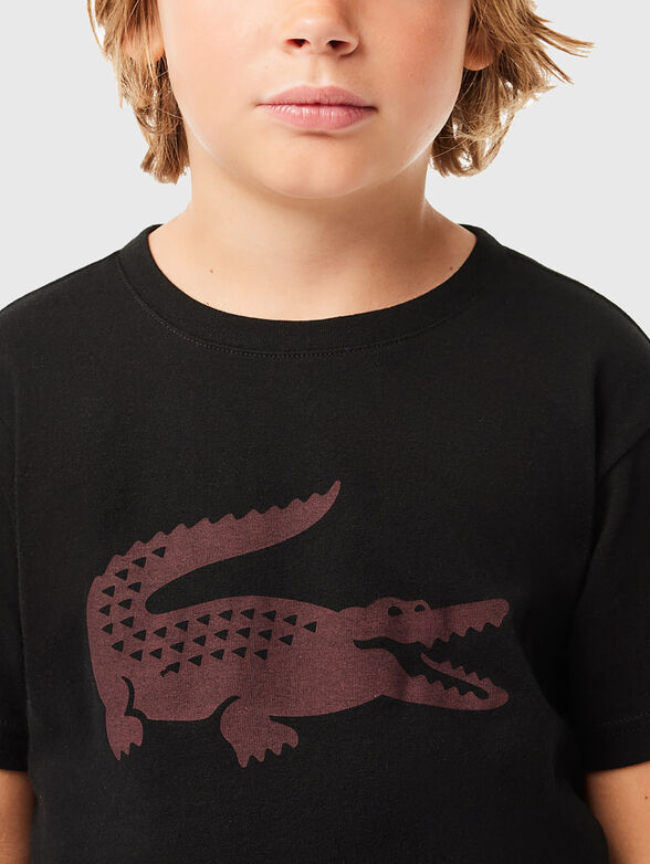 White t-shirt with contrast print - 4