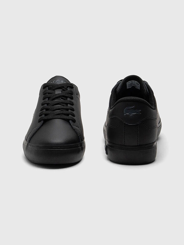 White sports shoes with logo detail - 5